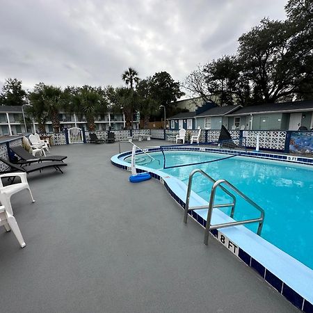 Gulf Coast Inn Gulf Breeze Ngoại thất bức ảnh
