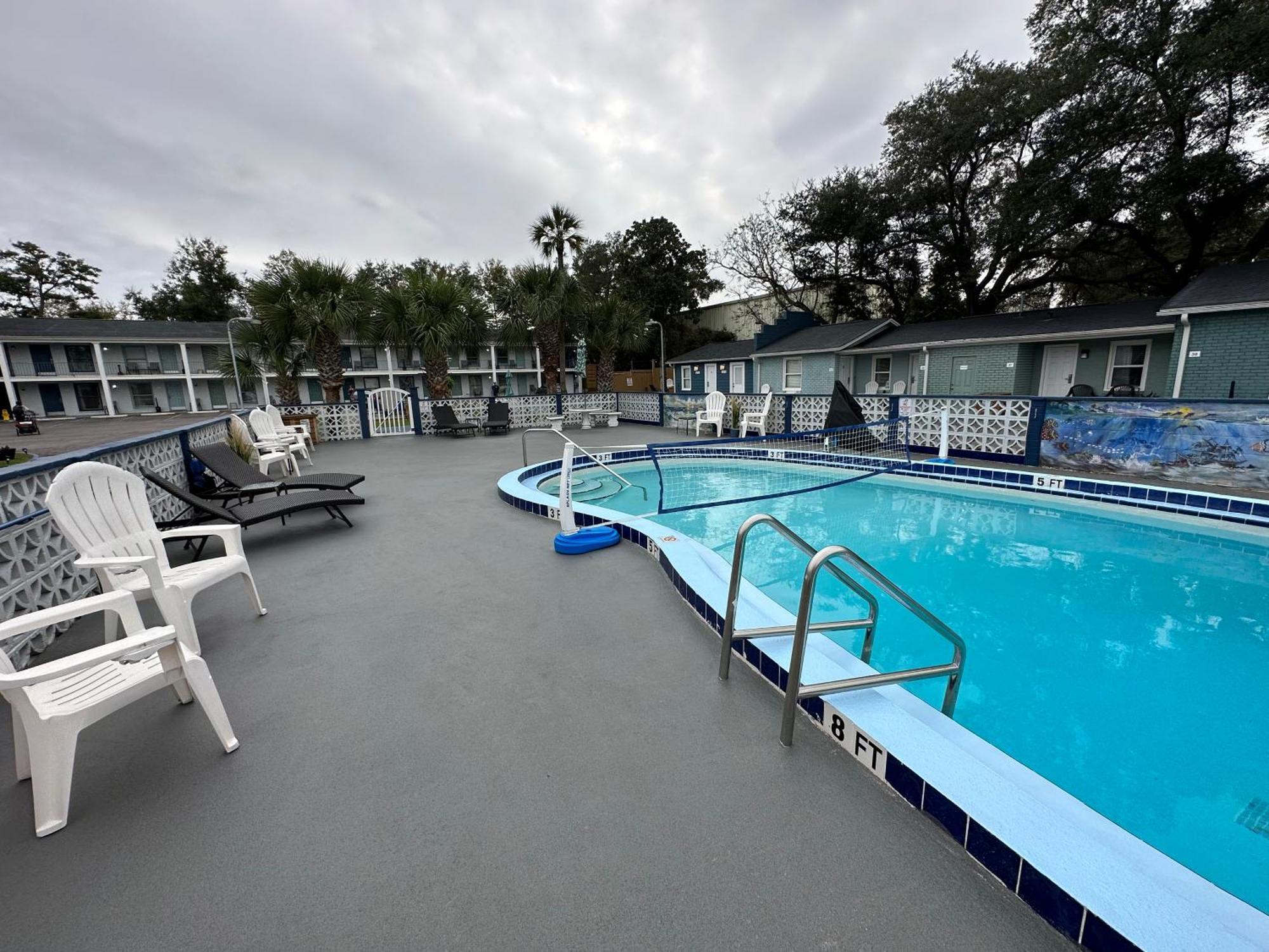 Gulf Coast Inn Gulf Breeze Ngoại thất bức ảnh